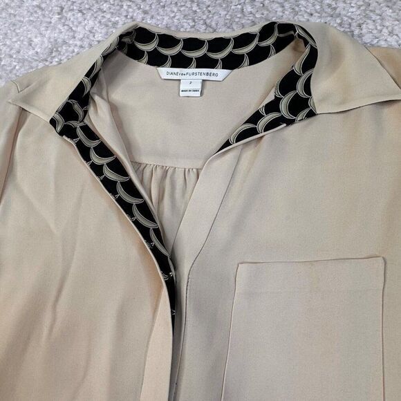 Diane Von Furstenberg Silk Roll Tab Sleeve Blouse Womens 2 - Picture 10 of 12